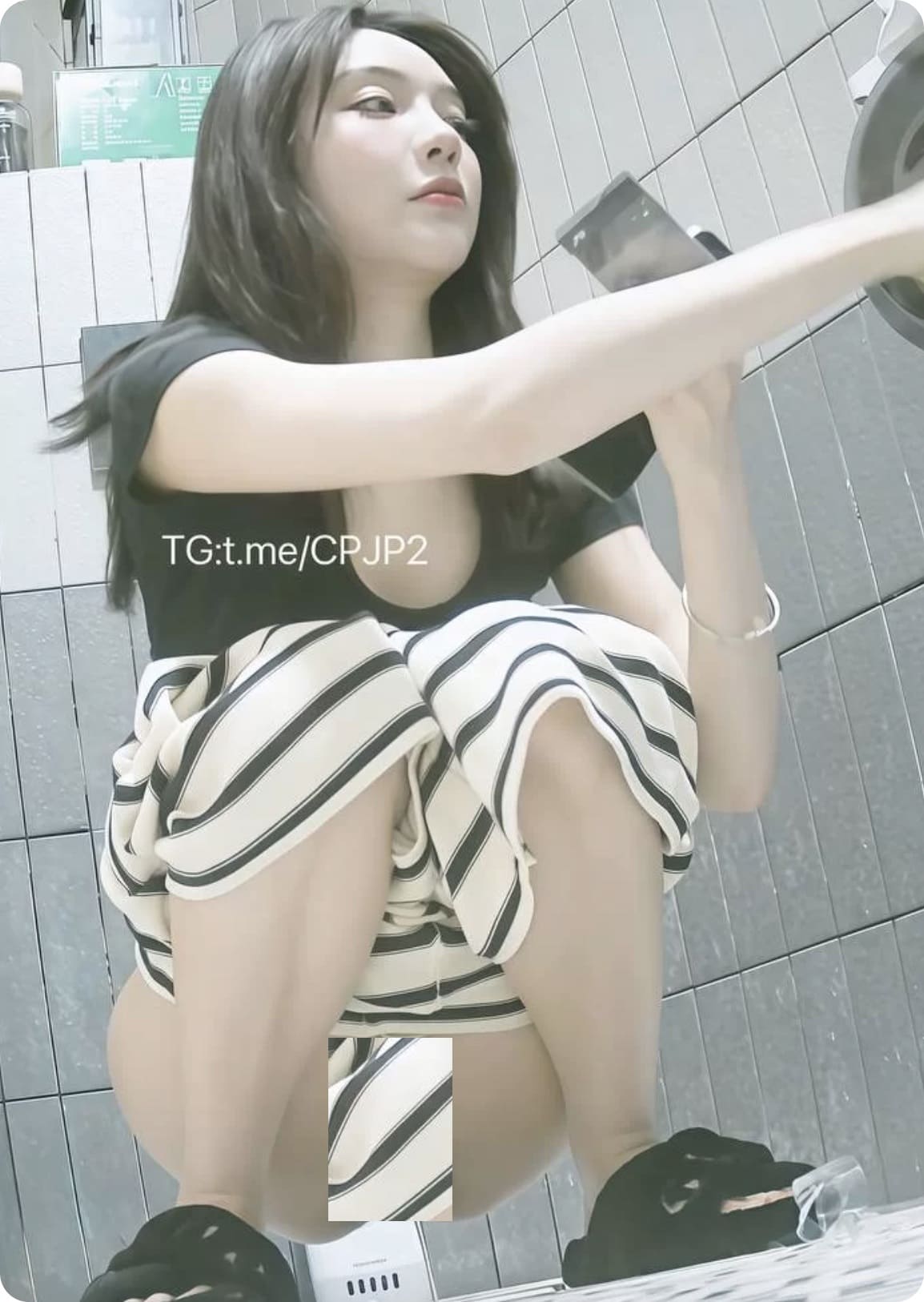厕拍美女第五弹